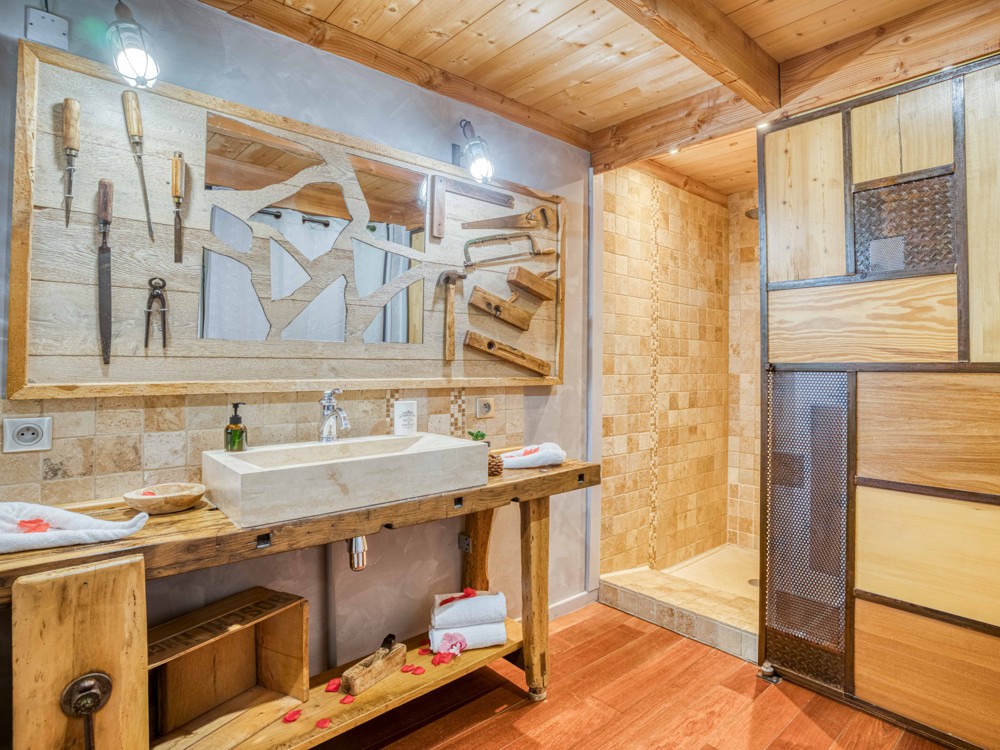 La salle de bain de la cabane Aquitaine